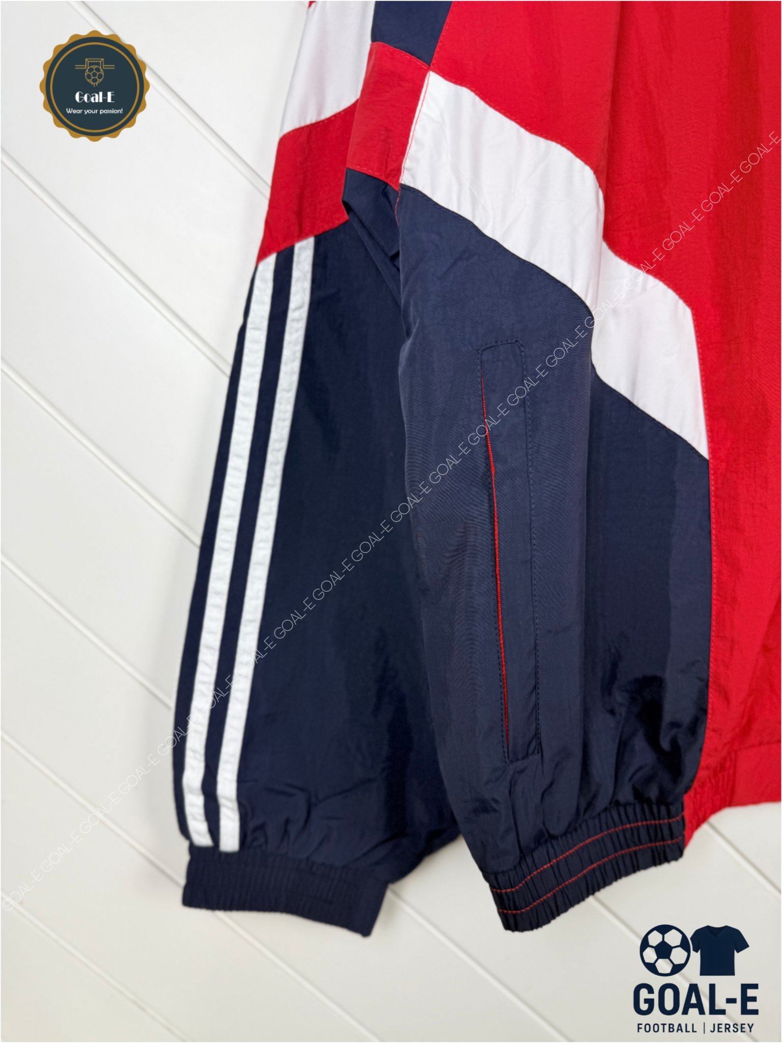Arsenal 24-25 Training Windbreaker - Image 9