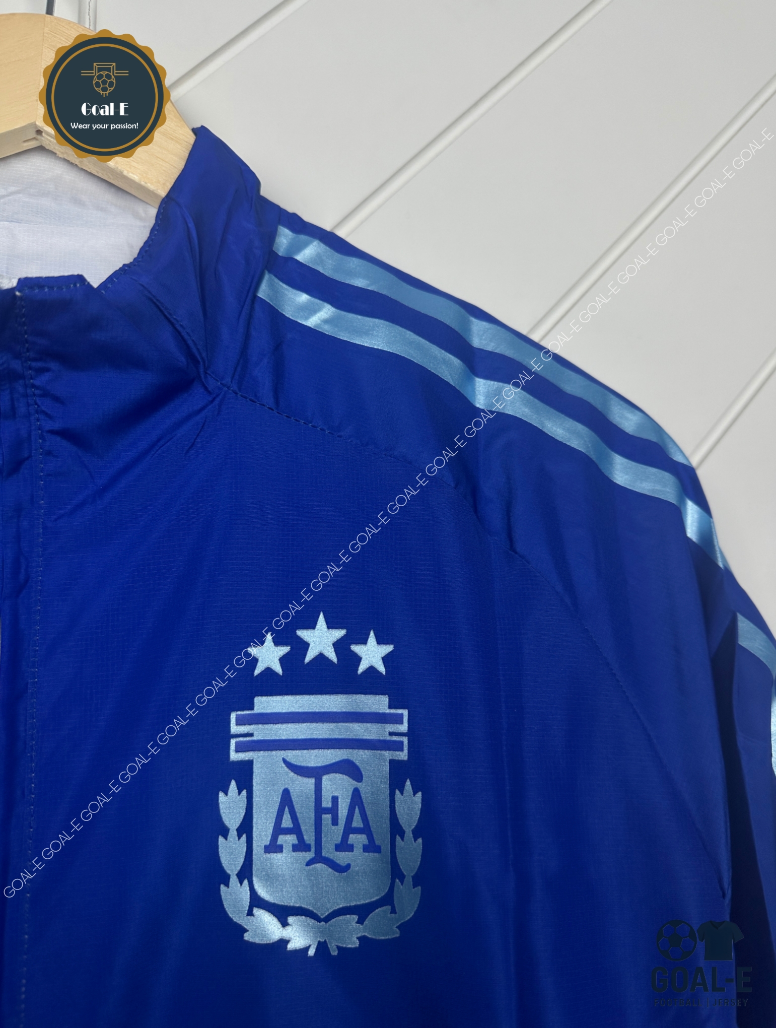 Argentina 2024-25 Double Sided Anthem Windbreaker. White & Lucid Blue - Image 4