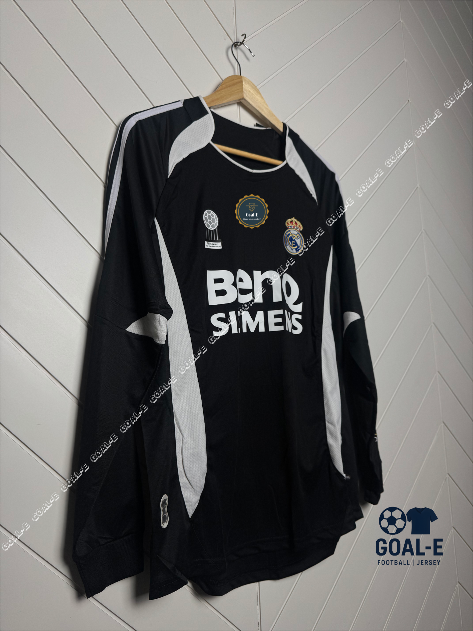 Real Madrid 06/07 Away Kit (Full Sleeves) - Image 2