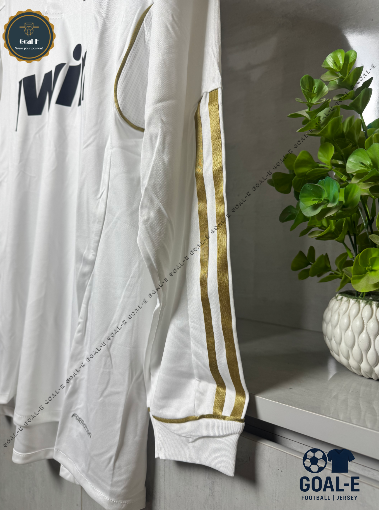 Real Madrid 11/12 Home Kit Player Grade Retro (Full Sleeves) - Image 7