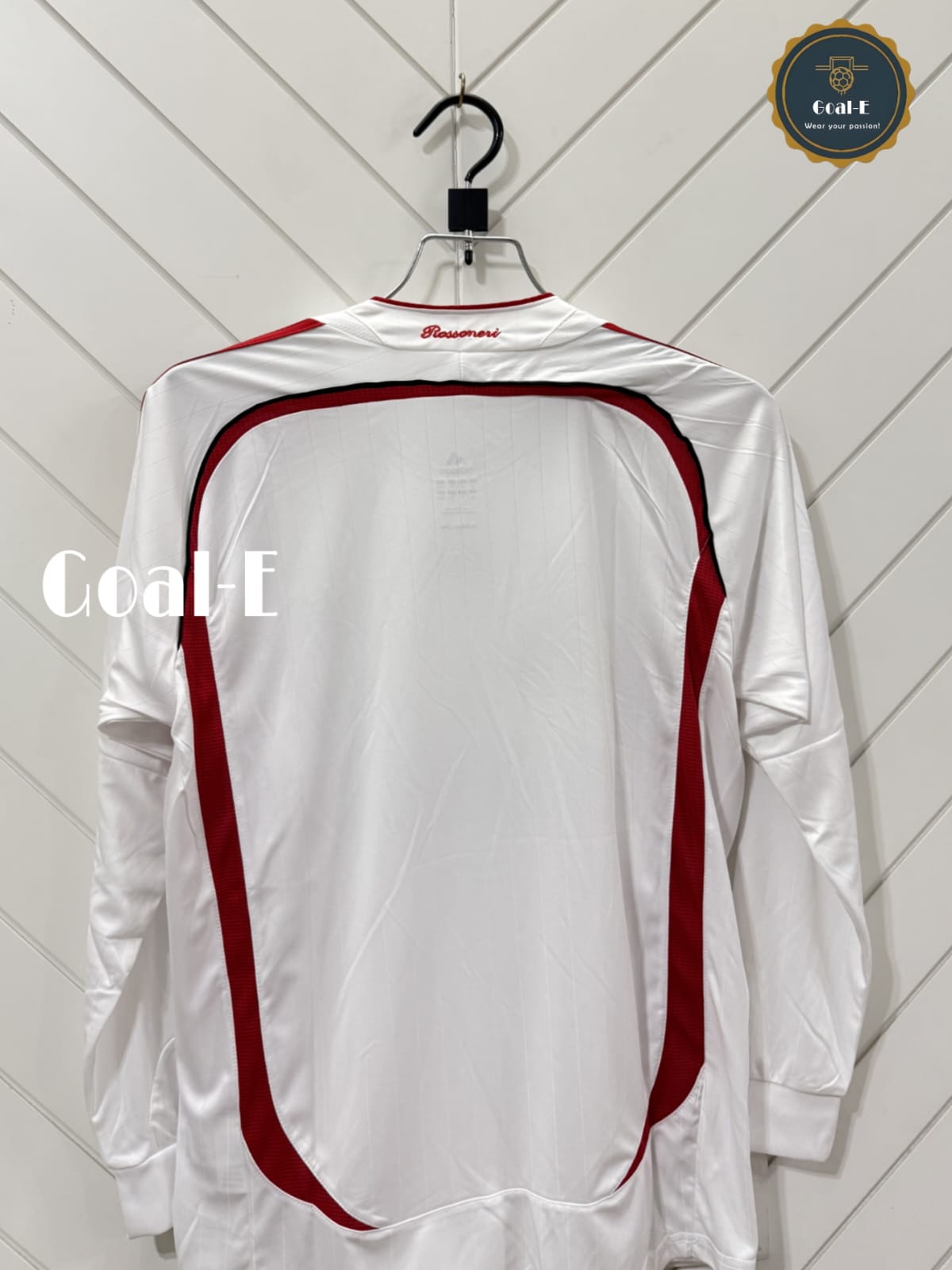 AC Milan 13/14 Home Kit (Full Sleeves) - Image 3