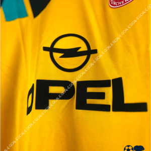 Alternative view of Bayern Munich 1994/95 Away Kit