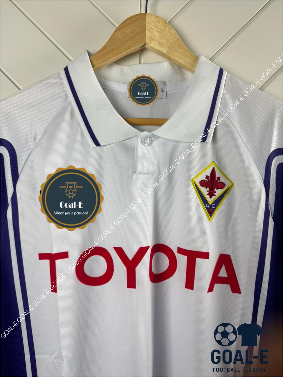 ACF Fiorentina 1998/1999 Away Kit - Image 2