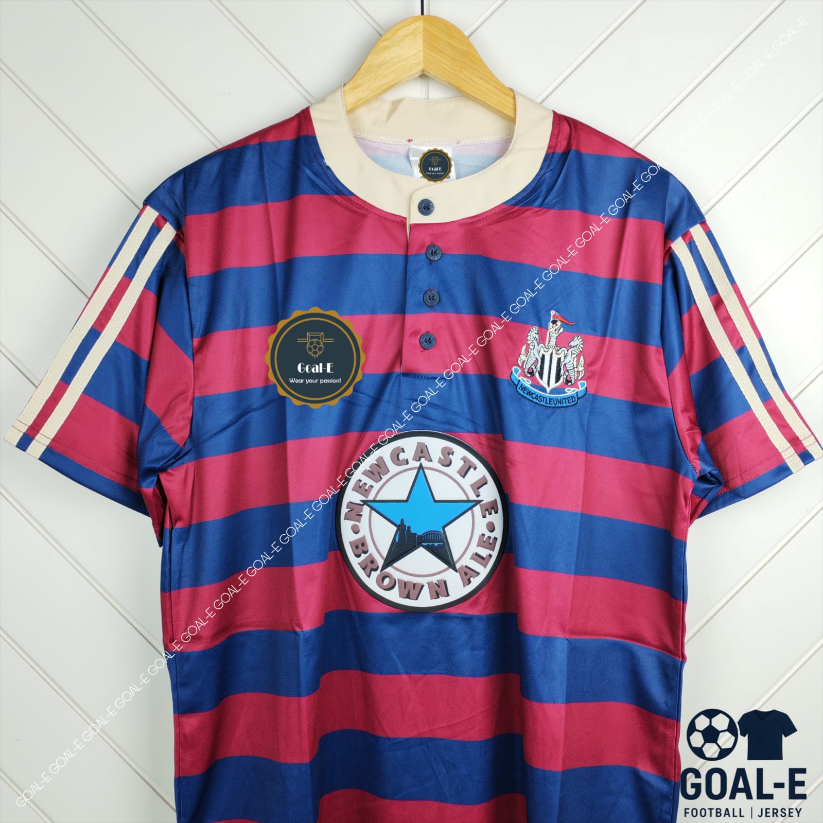 Newcastle 1995/96 Away Kit - Image 2