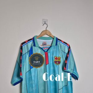 Alternative view of Barcelona 1995-97 Away Kit