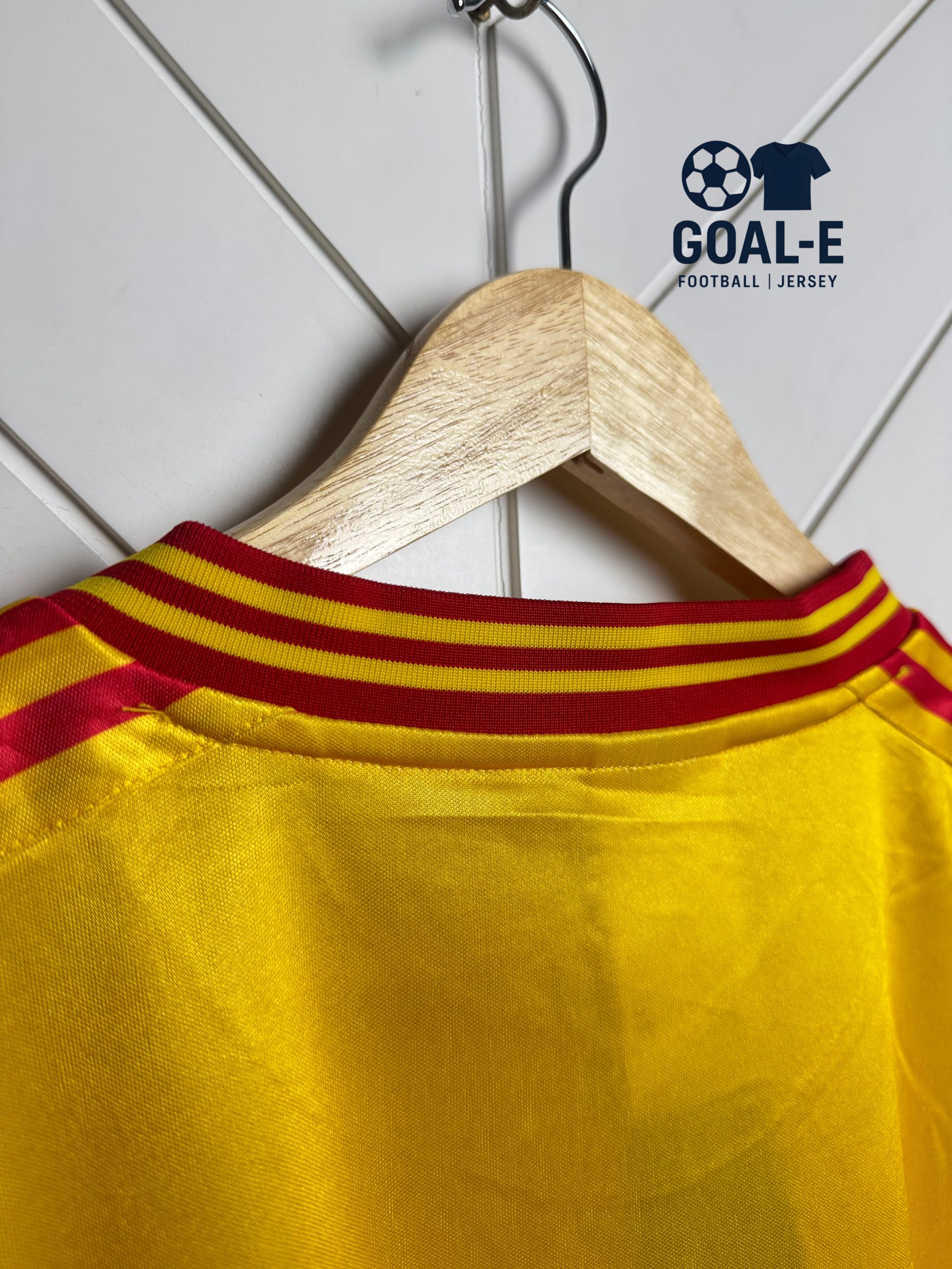 Colombia 1990 Home Kit - Image 4