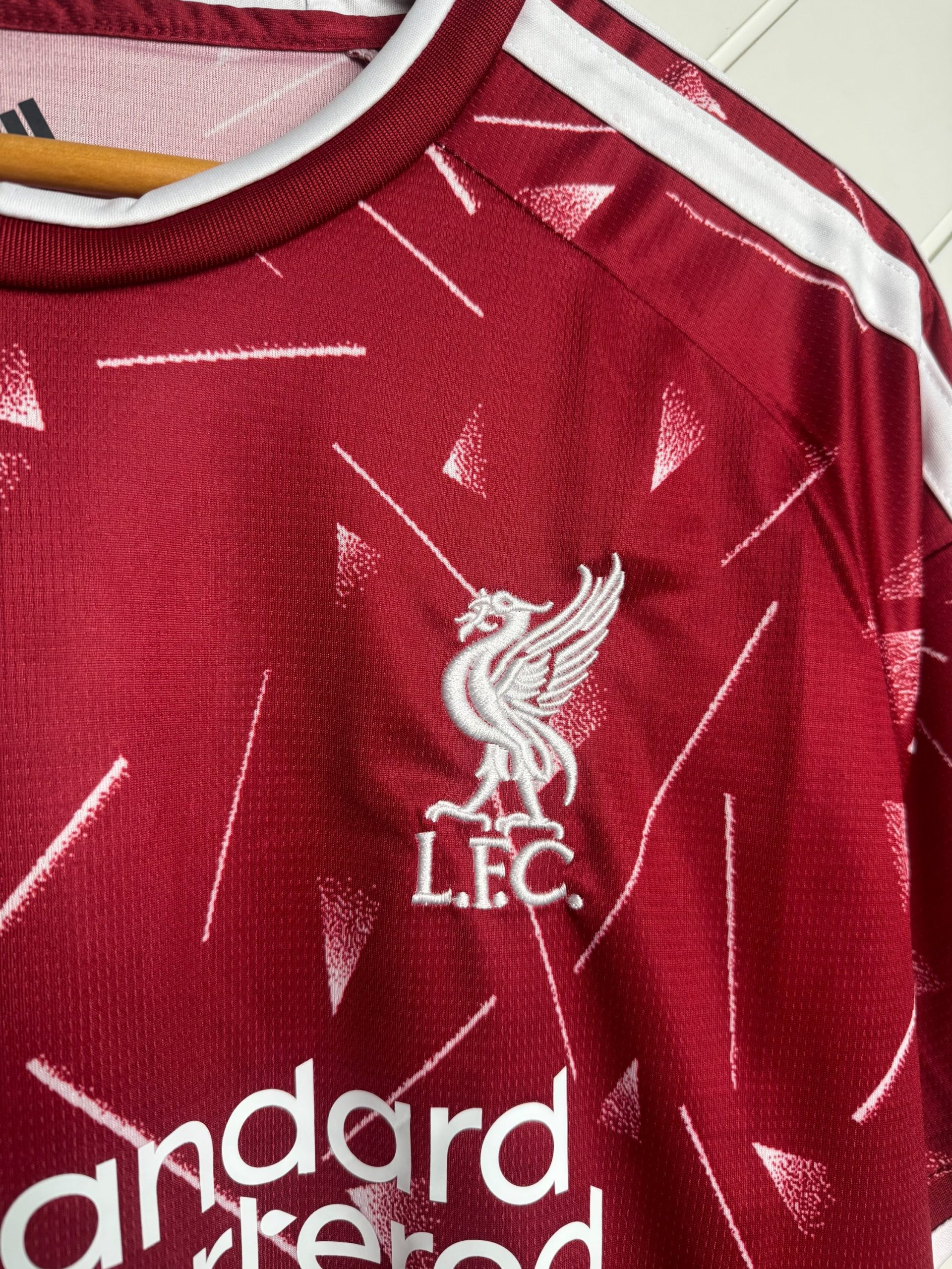 Liverpool 26-27 Home Kit - Image 6