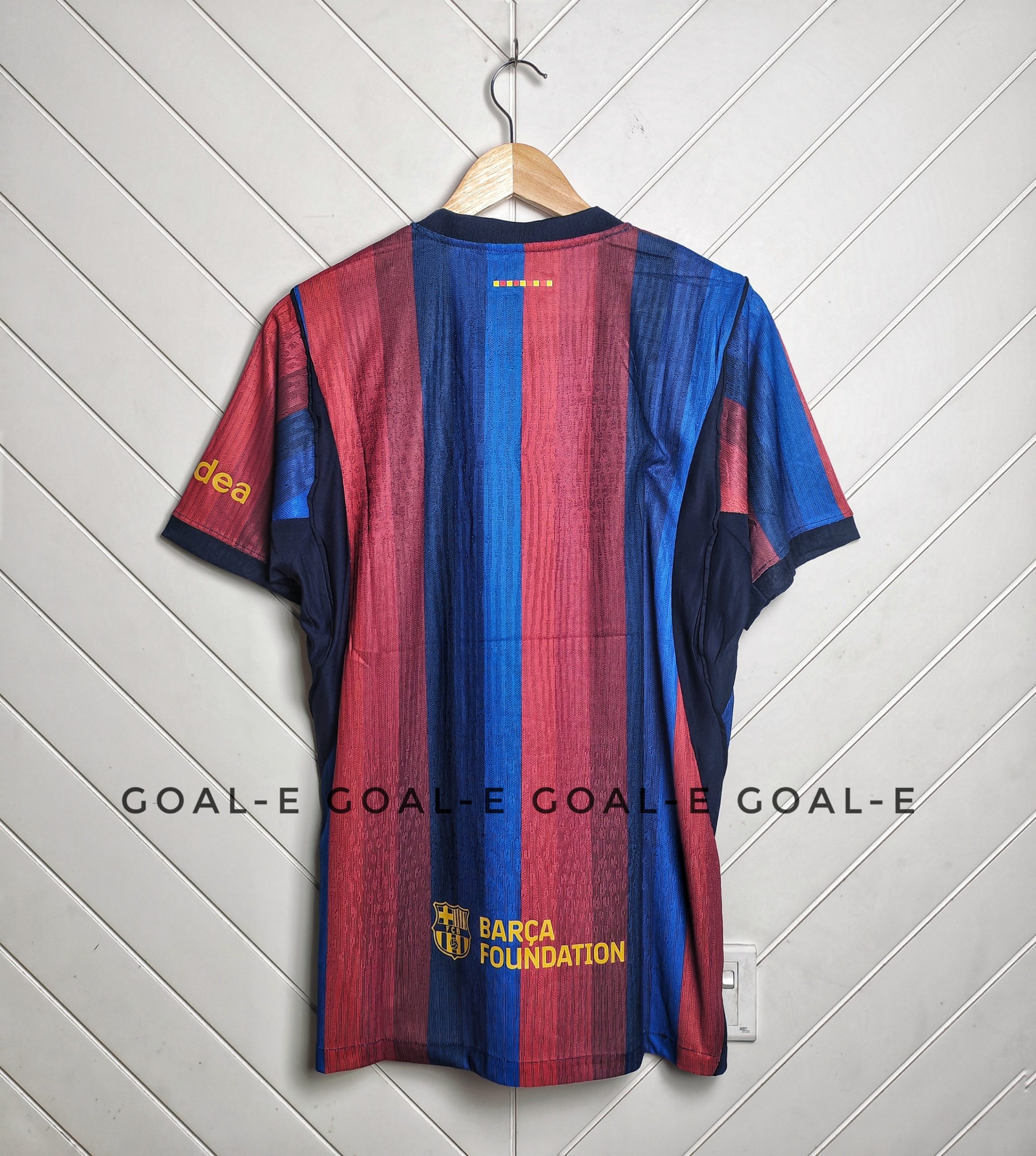 Barcelona 26-27 Home Kit - Image 4