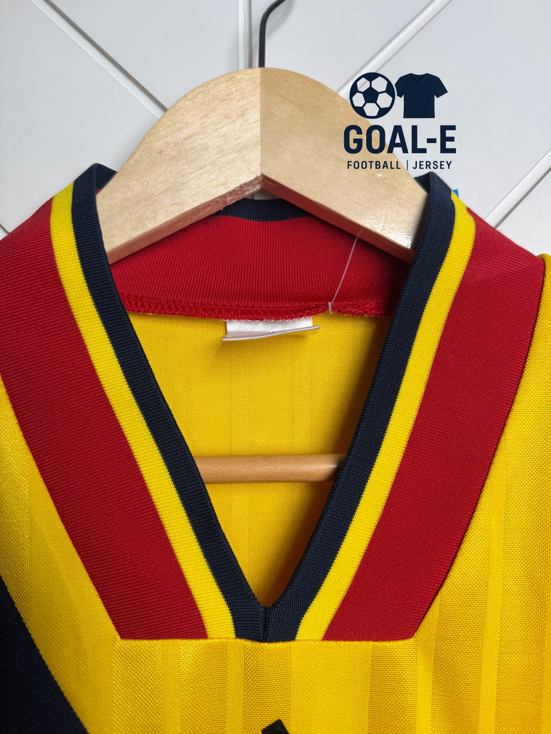 Arsenal 1993/94 Away Kit - Image 6