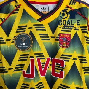Alternative view of Arsenal 1991-93 Away kit