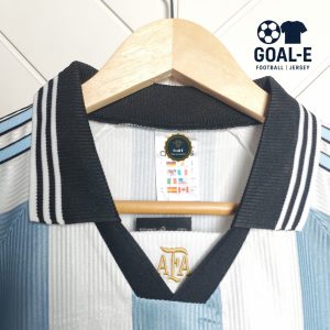 Alternative view of Argentina 1998 Home Kit