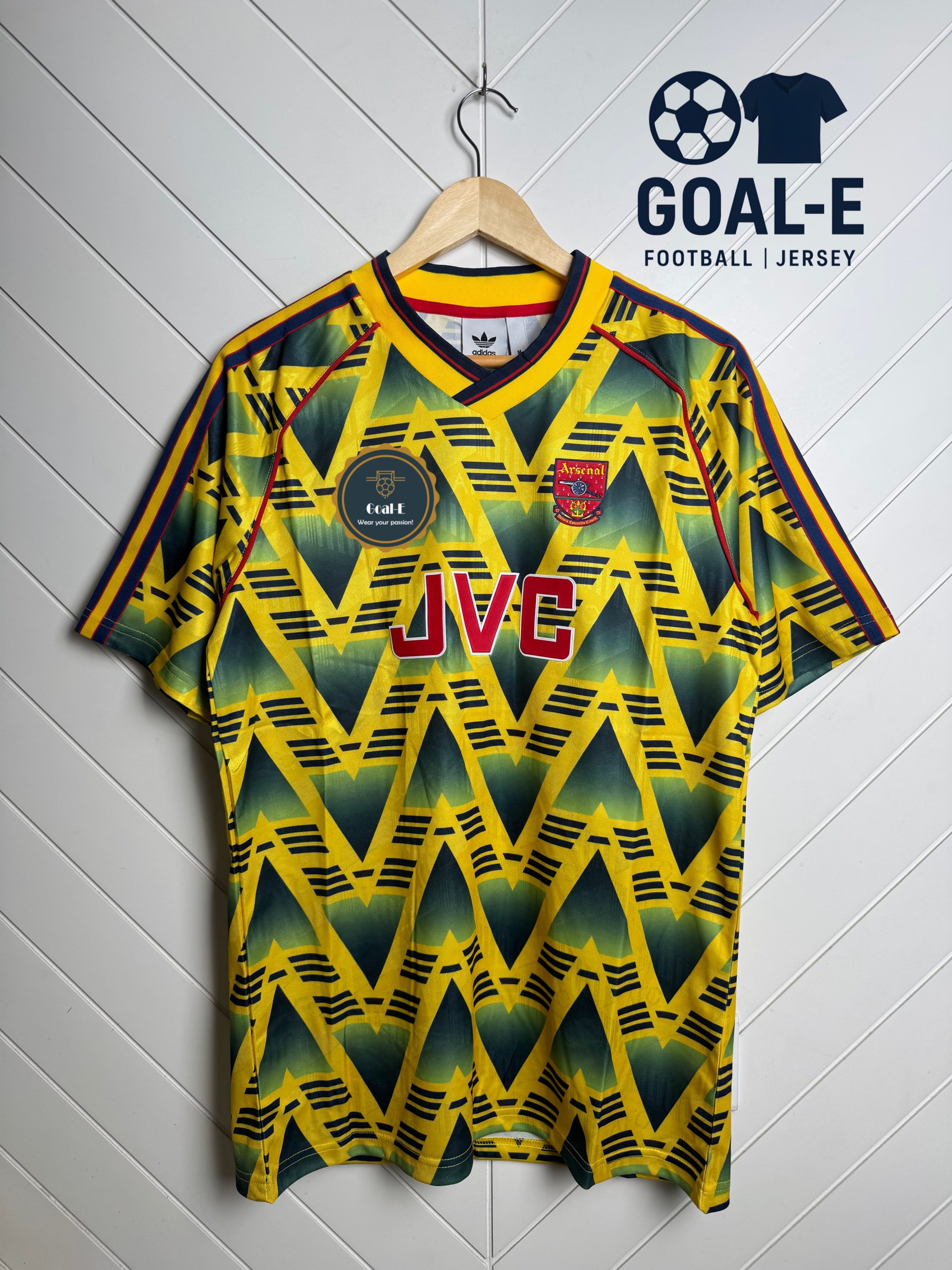 Arsenal 1991-93 Away kit