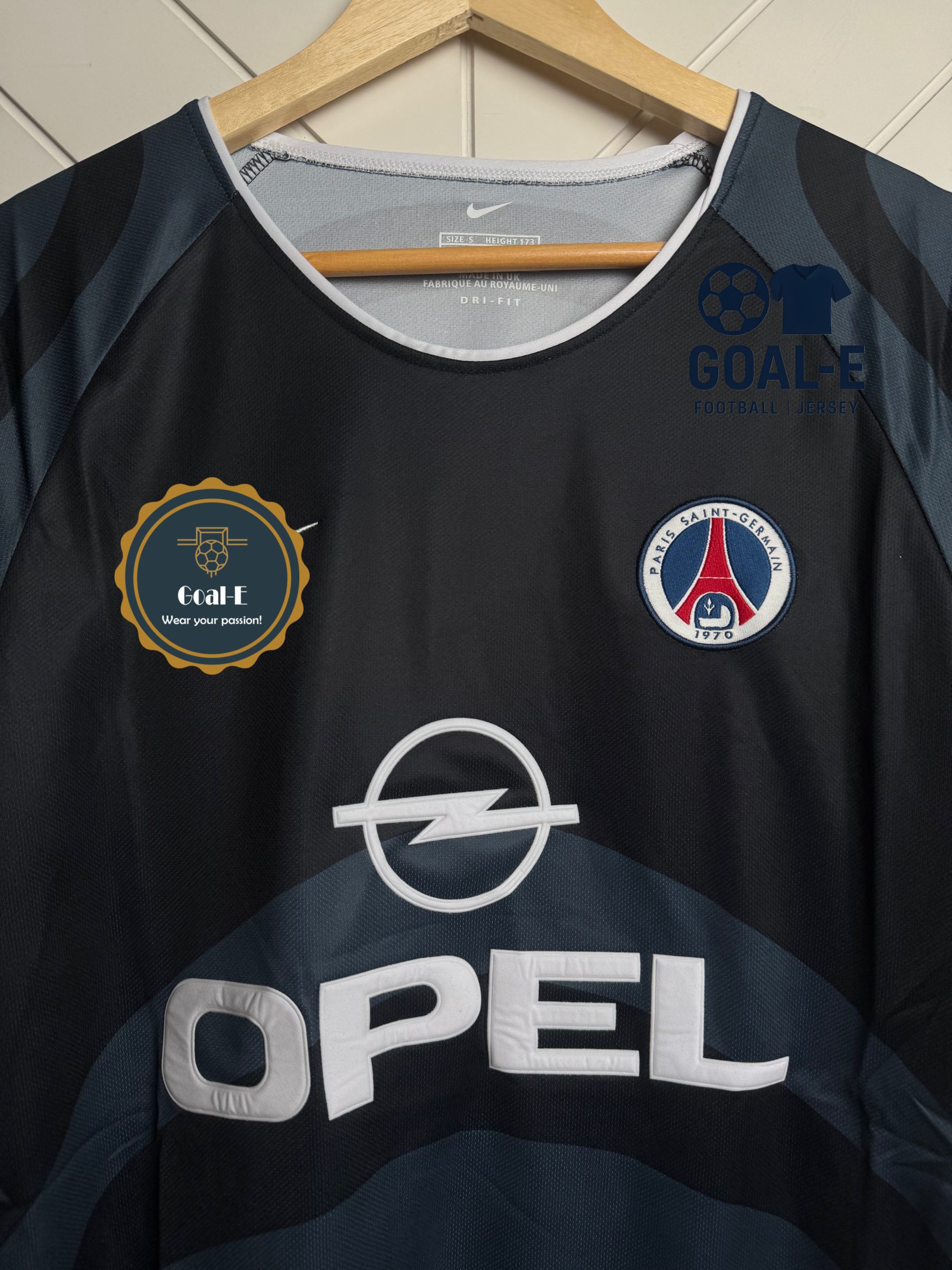 PSG 2001/02 Third Kit - Image 2