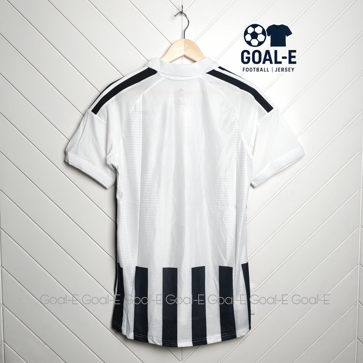 Juventus 2026/27 Home Kit - Image 4