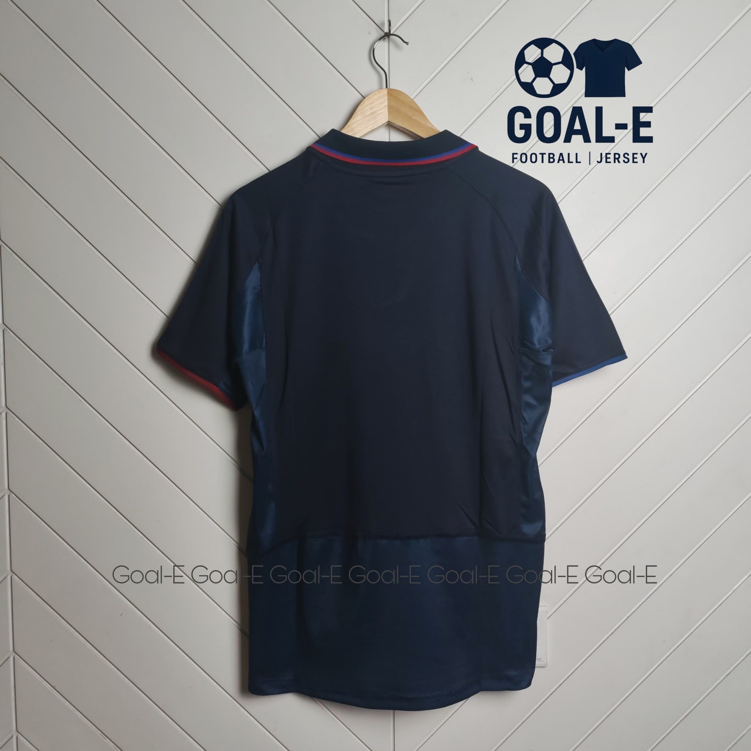 Barcelona 2002/03 Away Kit - Image 4